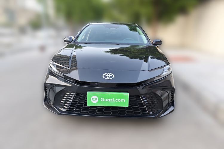 Used Toyota Camry 2026 Model Dual-Engine 2.0HSE Sport Lite Edition Front
