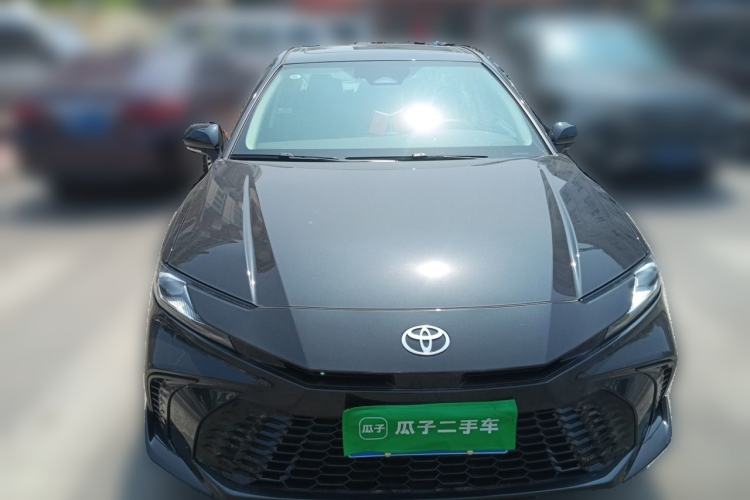 Used Toyota Camry 2026 Model Dual-Engine 2.0HSE Sport Lite Edition Front