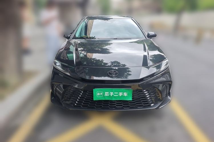 Used Toyota Camry 2026 Model Dual-Engine 2.0HSE Sport Lite Edition Front