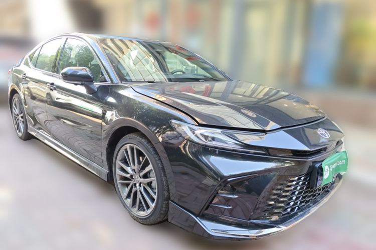 Used Toyota Camry 2026 Model Dual-Engine 2.0HXS Sport Plus Edition Front Right 45 Deg