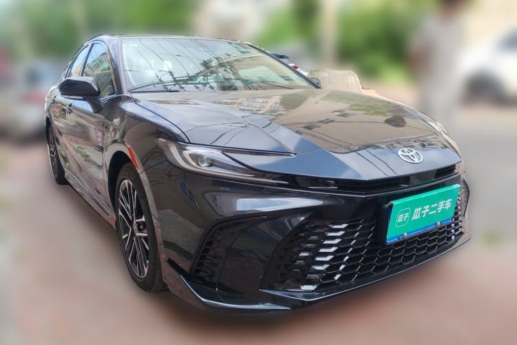 Used Toyota Camry 2026 Model Dual-Engine 2.0HSE Sport Lite Edition Front Right 45 Deg