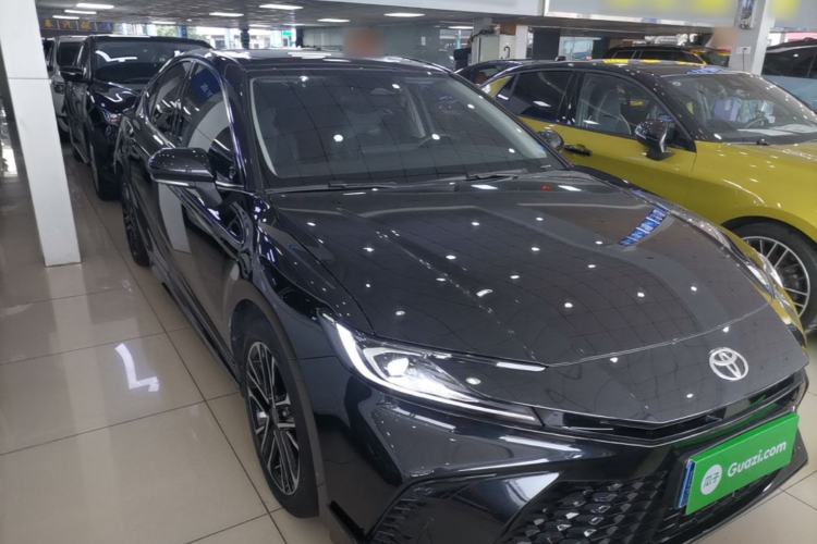 Used Toyota Camry 2026 Model Dual-Engine 2.0HSE Sport Lite Edition Front Right 45 Deg