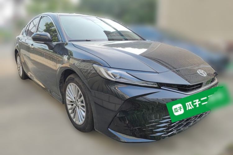 Used Toyota Camry 2026 Model Dual-Engine 2.0HGVP Luxury Edition Front Right 45 Deg
