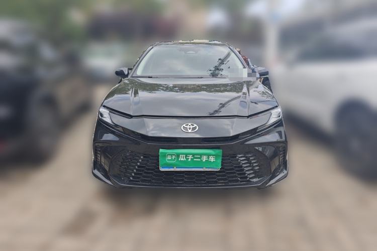 Used Toyota Camry 2026 Model Dual-Engine 2.0HSE Sport Lite Edition Front