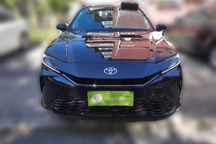 Used Toyota Camry 2026 Model Dual-Engine 2.0HGVP Luxury Edition Front
