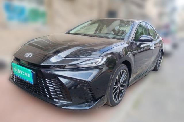 Used Toyota Camry 2026 Model Dual-Engine 2.0HSE Sport Lite Edition