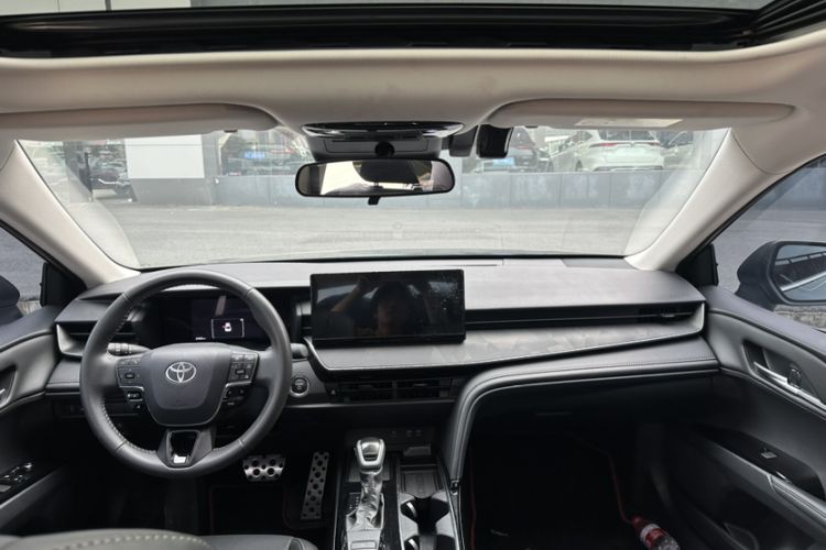 Used Toyota Camry 2026 Model Dual-Engine 2.0HSE Sport Lite Edition Headliner