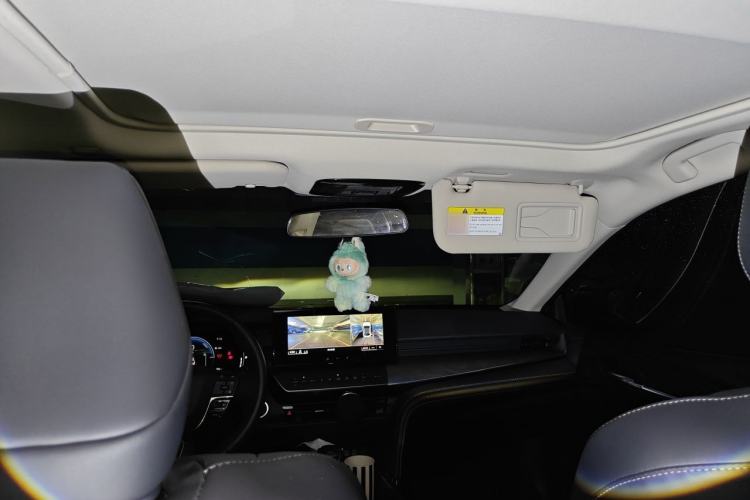 Used Toyota Camry 2026 Model Dual-Engine 2.0HGVP Luxury Edition Headliner