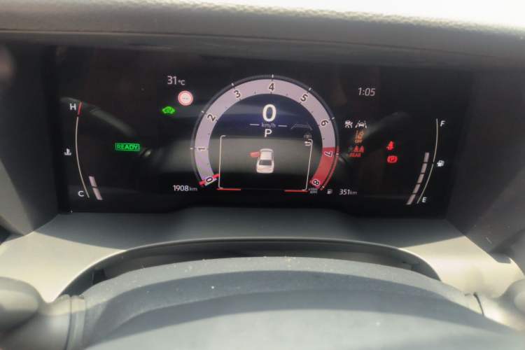 Used Toyota Camry 2026 Model Dual-Engine 2.0HSE Sport Lite Edition Instrument Cluster