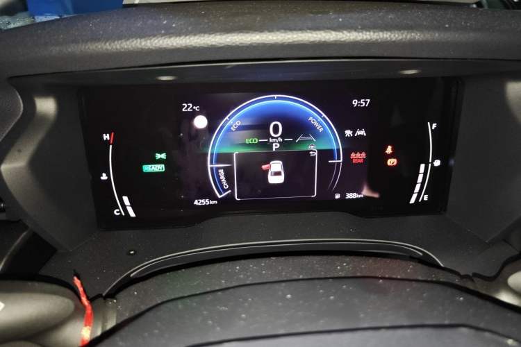 Used Toyota Camry 2026 Model Dual-Engine 2.0HGVP Luxury Edition Instrument Cluster