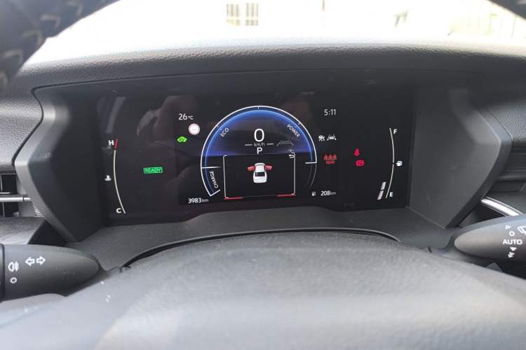 Used Toyota Camry 2026 Model Dual-Engine 2.0HGVP Luxury Edition Instrument Cluster