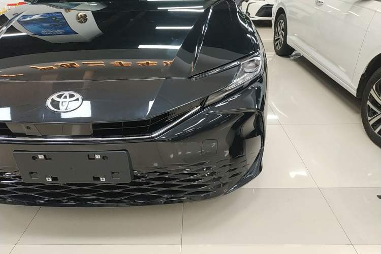 Used Toyota Camry 2026 Model Dual-Engine 2.0HGVP Luxury Edition Left Front Headlight