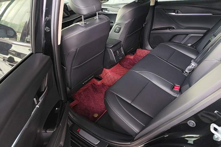 Used Toyota Camry 2026 Model Dual-Engine 2.0HSE Sport Lite Edition Left Rear Seat