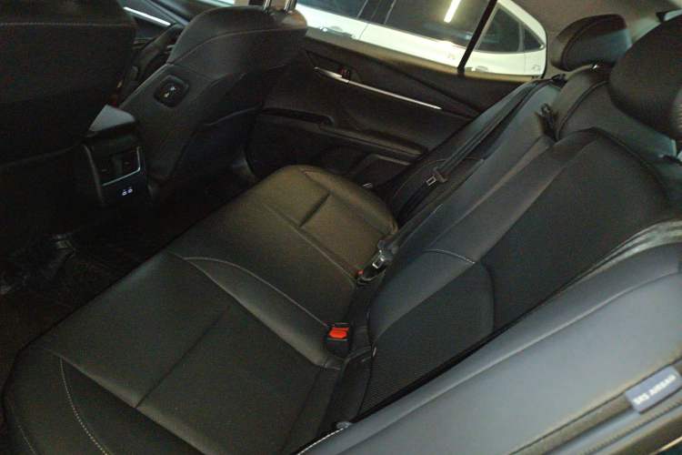 Used Toyota Camry 2026 Model 2.0GVP Luxury Edition Left Rear Seat