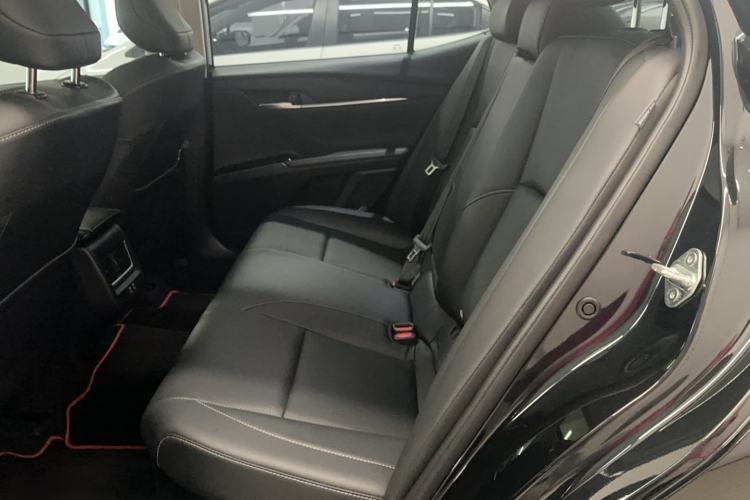 Used Toyota Camry 2026 Model Dual-Engine 2.0HSE Sport Lite Edition Left Rear Seat