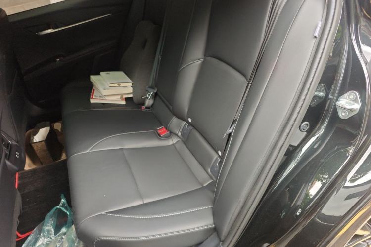 Used Toyota Camry 2026 Model Dual-Engine 2.0HSE Sport Lite Edition Left Rear Seat