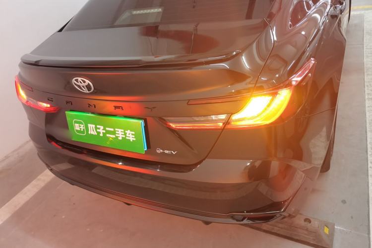 Used Toyota Camry 2026 Model Dual-Engine 2.0HSE Sport Lite Edition Rear