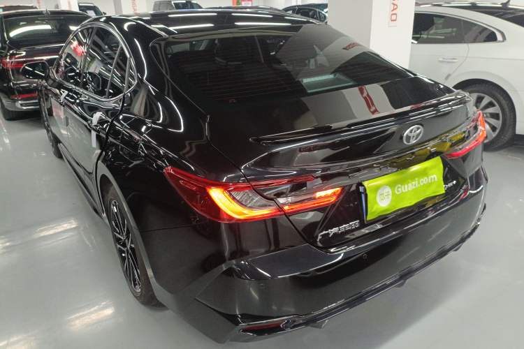 Used Toyota Camry 2026 Model Dual-Engine 2.0HSE Sport Lite Edition Rear Left 45 Deg