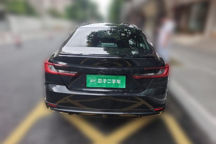 Used Toyota Camry 2026 Model Dual-Engine 2.0HSE Sport Lite Edition Rear