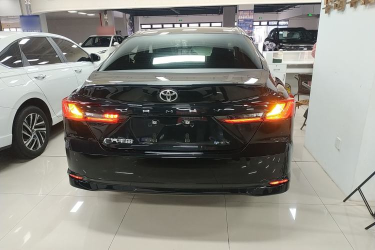 Used Toyota Camry 2026 Model Dual-Engine 2.0HGVP Luxury Edition Rear