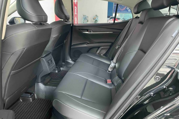 Used Toyota Camry 2026 Model Dual-Engine 2.0HSE Sport Lite Edition Right Front Seat