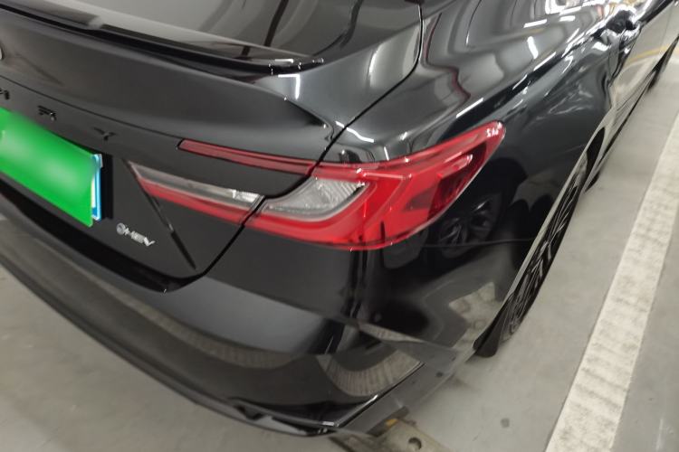 Used Toyota Camry 2026 Model Dual-Engine 2.0HSE Sport Lite Edition Right Rear Taillight