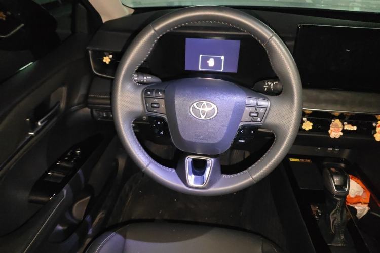 Used Toyota Camry 2026 Model 2.0GVP Luxury Edition Steering Wheel