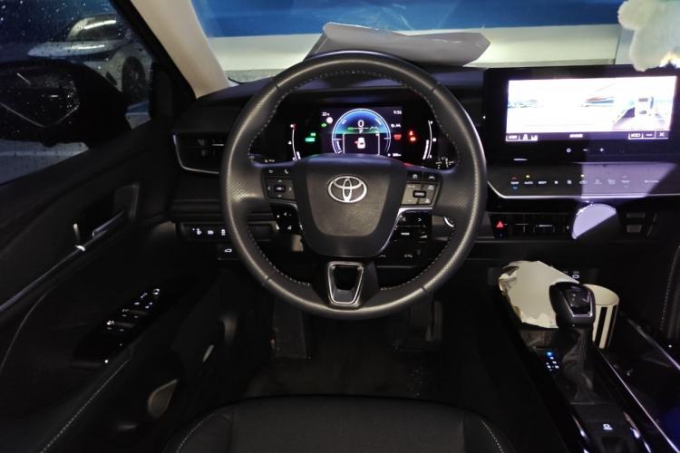 Used Toyota Camry 2026 Model Dual-Engine 2.0HGVP Luxury Edition Steering Wheel