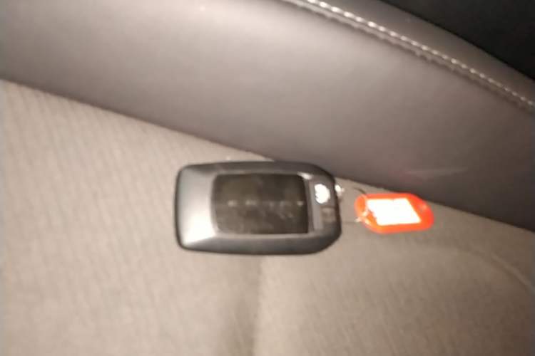 Used Toyota Camry 2026 Model Dual-Engine 2.0HXS Sport Plus Edition Vehicle Key