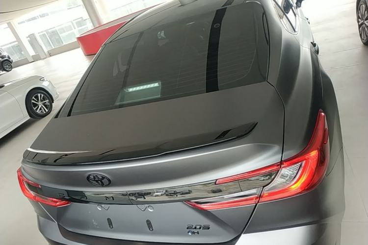 Used Toyota Camry 2026 Model Dual-Engine 2.0HXS Radiant Edition Rear