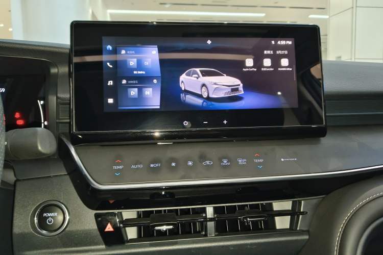 Used Toyota Camry 2026 Model Dual-Engine 2.0HSE Sport Lite Edition Audio And AC Panel