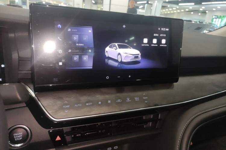 Used Toyota Camry 2026 Model 2.0E Elite Edition Audio And AC Panel