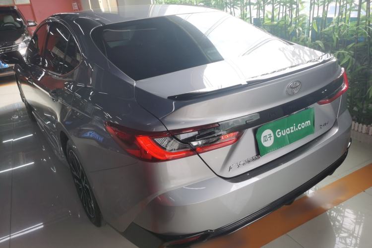 Used Toyota Camry 2026 Model Dual-Engine 2.0HSE Sport Lite Edition Exterior 2