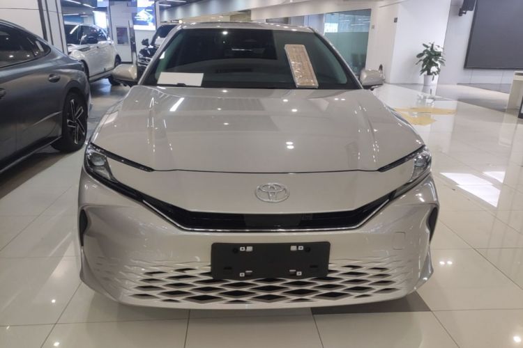 Used Toyota Camry 2026 Model 2.0E Elite Edition Front