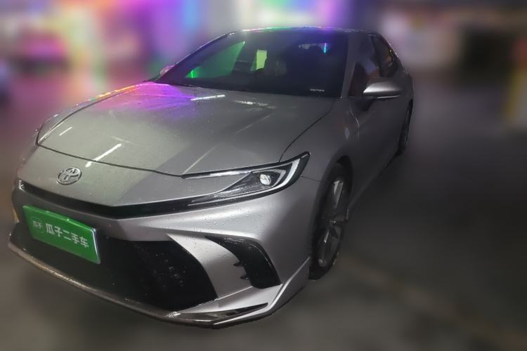 Toyota Camry 2026 Model Dual-Engine 2.0HXS Sport Plus Edition