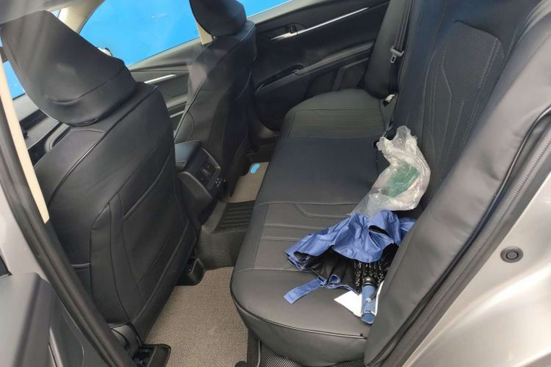 Used Toyota Camry 2026 Model 2.0E Elite Edition Left Rear Seat