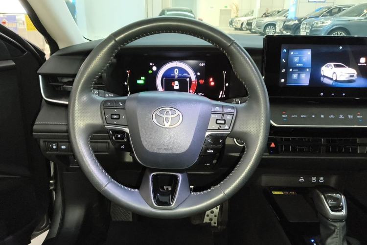 Used Toyota Camry 2026 Model Dual-Engine 2.0HSE Sport Lite Edition Steering Wheel