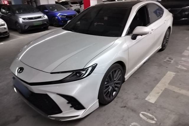 Used Toyota Camry 2026 Model Dual-Engine 2.0HXS Sport Plus Edition