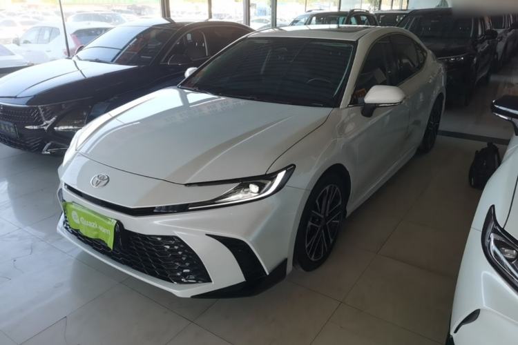 Toyota Camry 2026 Model Dual-Engine 2.0HSE Sport Lite Edition