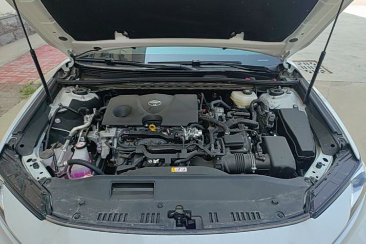 Used Toyota Camry 2026 Model Dual-Engine 2.0HSE Sport Lite Edition Engine Bay