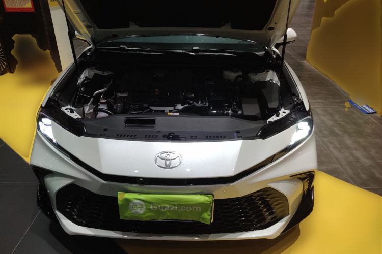 Used Toyota Camry 2026 Model Dual-Engine 2.0HSE Sport Lite Edition Engine Bay