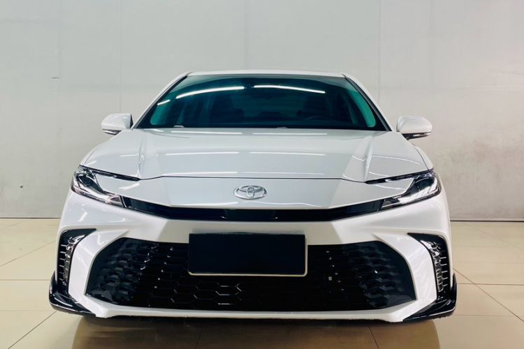 Used Toyota Camry 2026 Model Dual-Engine 2.0HSE Sport Lite Edition Exterior 1