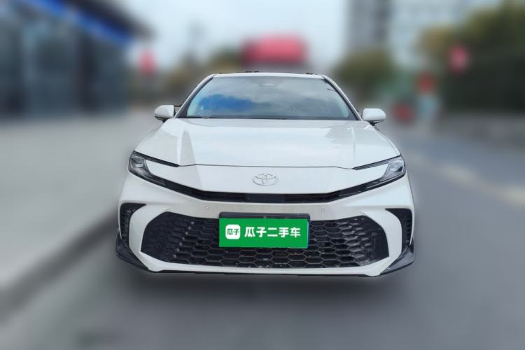 Used Toyota Camry 2026 Model Dual-Engine 2.0HSE Sport Lite Edition Front