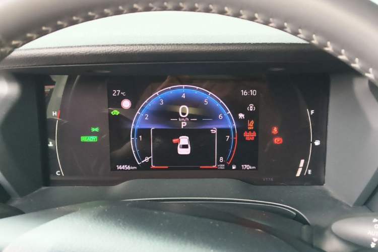 Used Toyota Camry 2026 Model Dual-Engine 2.0HGVP Luxury Edition Instrument Cluster