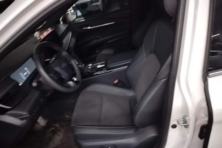 Used Toyota Camry 2026 Model Dual-Engine 2.0HXS Sport Plus Edition Left Front Seat