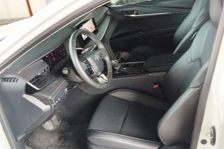 Used Toyota Camry 2026 Model Dual-Engine 2.0HGVP Luxury Edition Left Front Seat