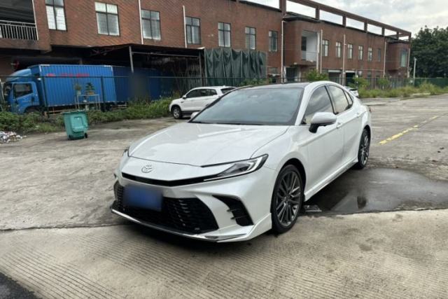 Used Toyota Camry 2026 Model Dual-Engine 2.0HXS Sport Plus Edition
