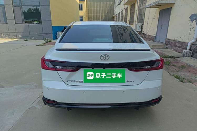 Used Toyota Camry 2026 Model Dual-Engine 2.0HSE Sport Lite Edition Rear