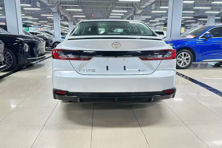 Used Toyota Camry 2026 Model Dual-Engine 2.0HSE Sport Lite Edition Rear