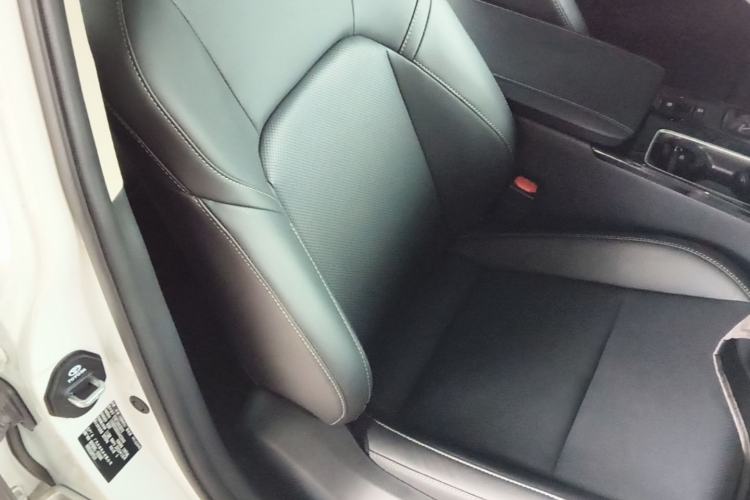Used Toyota Camry 2026 Model Dual-Engine 2.0HGVP Luxury Edition Right Front Seat